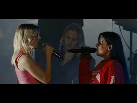 Thumbnail for Veronica Maggio & Miriam Bryant - Satan I Gatan (Live Maggio & Bryant 2023) by Veronica Maggio