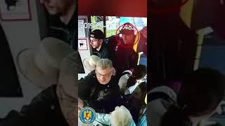 VIDEO Femeie prădată de hoți într-un autobuz Tursib – I-au furat 14.000 dolari din geantă 1 video