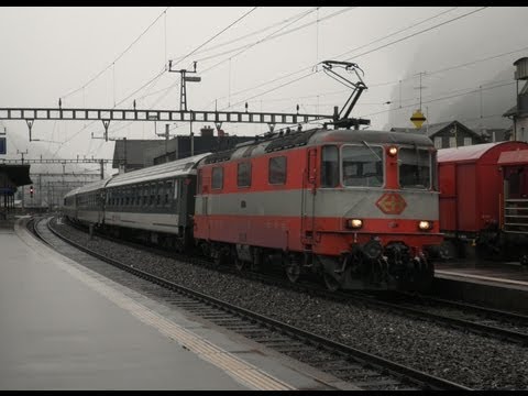 Swiss-Express Re 4/4 11109 mit InterRegio Luzern - Locarno
