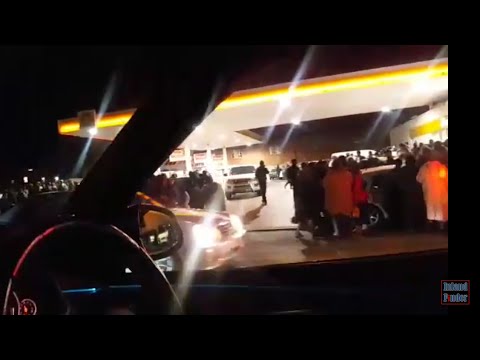 Cars and People pile up looking for Sgumza | Bitcoin Wallet | Ladysmith