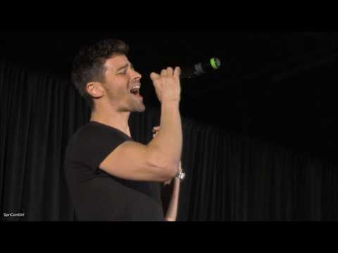 Matt Cohen sings Are You Gonna Be My Girl -  SNS JaxCon 2019