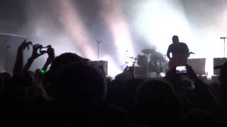 Sleigh Bells Intro/Minnie Live at Terminal 5 NYC 11/22/13