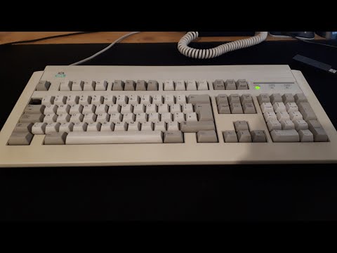 iCL DRS Keyboard Review (Black Tactile Space Invaders)