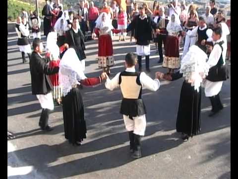 Gruppo Folk Tuffudesu Osilo - Cavalcata osilese 2009
