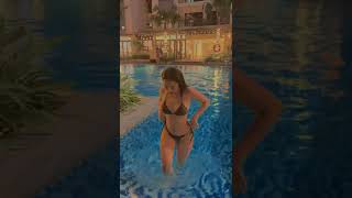 Download lagu bikini hot girl mp3