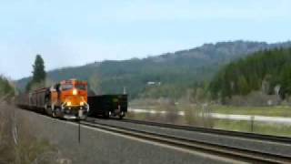 preview picture of video 'BNSF Action on (5-2-09)'