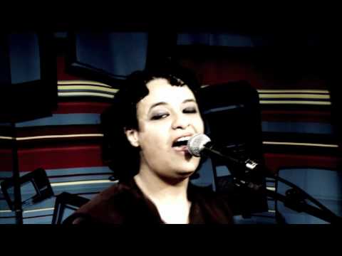 Tulipa Ruiz em "A ordem das árvores" no Estúdio Showlivre  2010