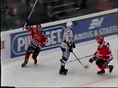 25.1.1998 HIFK - Kiekko-Espoo 9 - 2 (2-1, 2-1, 5-0), Kalton ja Davidssonin maalit