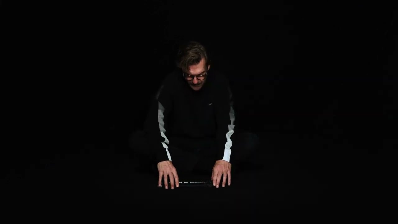 create a track in 50 seconds with OP–XY - YouTube