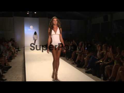 Models walk the runway during ViX Paula Hermanny - Merced...
