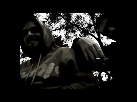 EL FRODO Y FRANCHU   PATADA EN LA BOCA