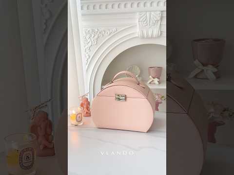 Organize beautifully. Live elegantly. #vlando #gifts #giftideas #fashion #jewelrybox #pink