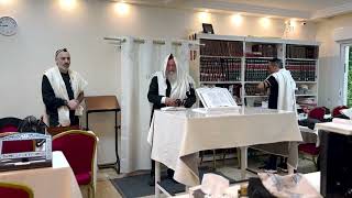 תבחרו באלוקים ולא בשטן | הרב שמואל אליהו | הלכה יומית | ו' ניסן תשפ"ד (הרב שמואל אליהו) - התמונה מוצגת ישירות מתוך אתר האינטרנט יוטיוב. זכויות היוצרים בתמונה שייכות ליוצרה. קישור קרדיט למקור התוכן נמצא בתוך דף הסרטון