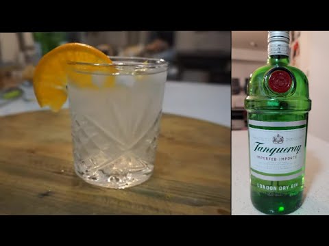Master the Art of Making a Perfect Gin Sling! 🍸😍 #ViralCocktail #Mixology #Shorts