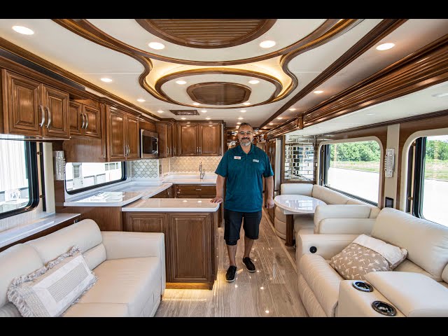 Preview image of 2022 Newmar Essex 4569 (17N210912) youtube video