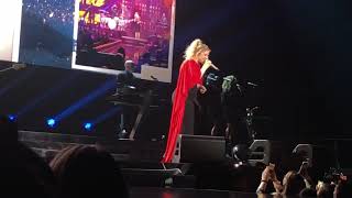 Kelly Clarkson - Good Goes the Bye (Live in Rosemont)