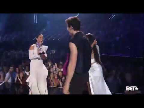 Camila Cabello and Shawn Mendes WIN 'best colaboration' for SEÑORITA - VMA's 2019