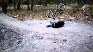 preview picture of video 'bmx crash cooktown'