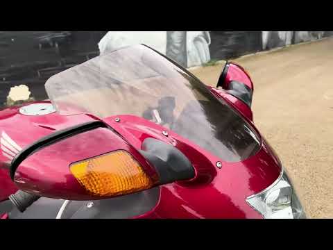 Honda CBR1100XX Blackbird - Image 2