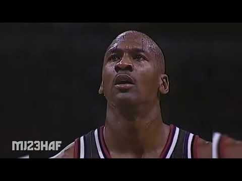 Michael Jordan vs Bucks Highlights (1995.12.09) - 45pts, Hitting Difficult Shots Like it's Nothing