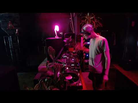 Sasha Zlykh / Rave on AIR