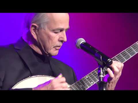 JIM STAFFORD - "TRIBUTE TO ROY CLARK" - LIVE FROM HIS SHOW IN BRANSON - WILD BANJO PICKIN'!