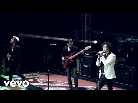 Los Daniels - Tiro de Gracia (En Vivo)