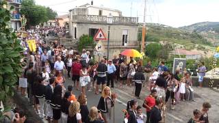 preview picture of video 'Festa di San Rocco 2013 a San Sostene (CZ) La Processione 4/4'