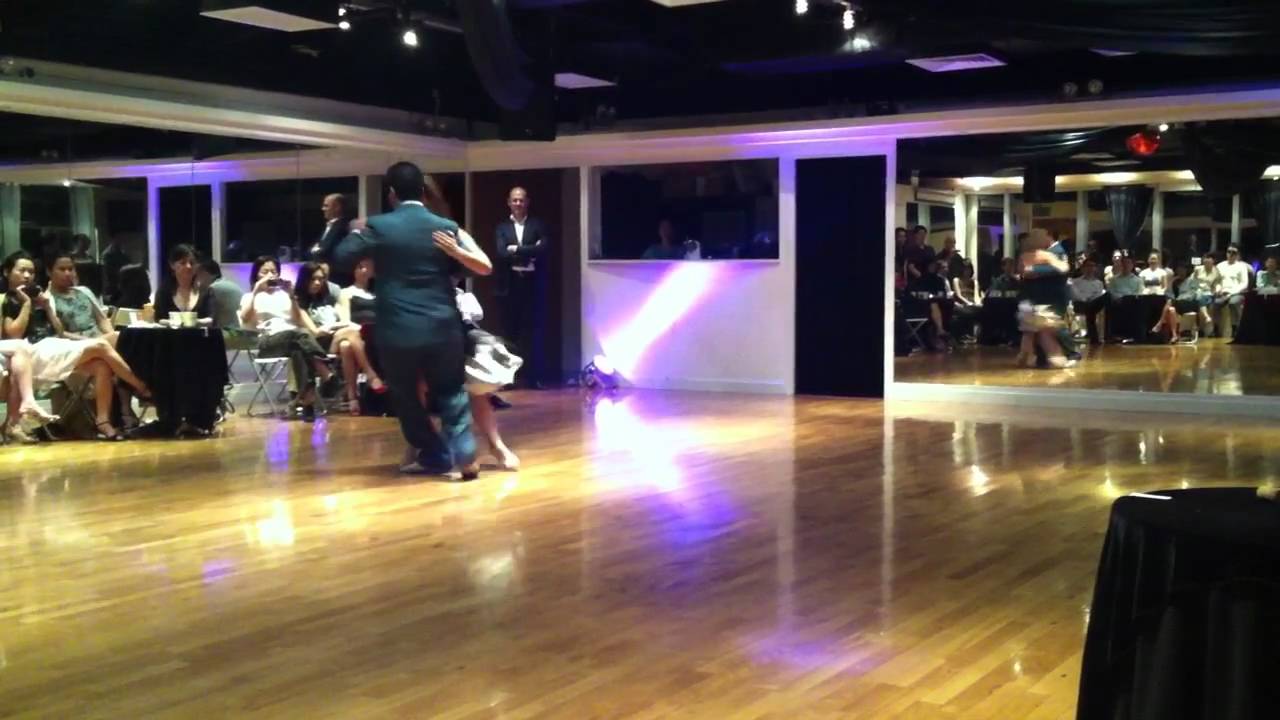 Video thumbnail for 2011_4_28_farewell milonga@HK - Fernando Galera y Vilma Vega_performance 3