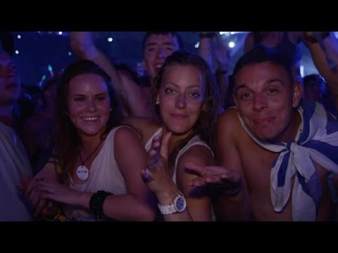 Dimitri Vegas & Like Mike - Wonderwall (Oasis) vs. Feedback @ Tomorrowland 2013