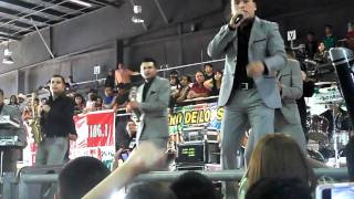 Alacranes Musical-Mirame Amor 11-21-10:)