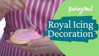 How to decorate with royal icing