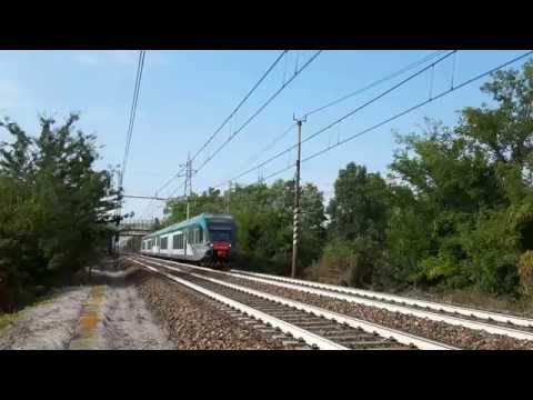 TRENORD ATR 125 103 IN TRANSITO A CASALPUSTERLENGO. (LO) 8 - 10 - 2016