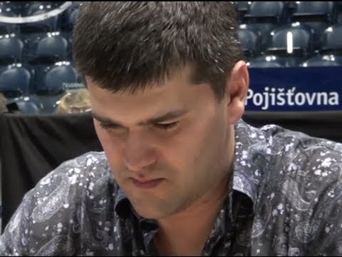 A 5.7. GM Konstantin Chernyshov   - GM Mikhail Simantsev  ½ - ½