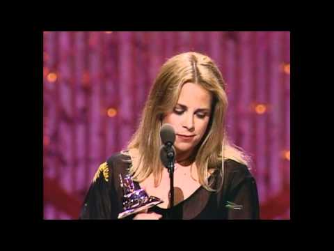 Mary-Chapin Carpenter Wins Top Female Vocalist - ACM Awards 1993