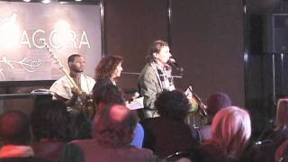 Grandes Voix Francophones présente la grande soirée de lecture au Salon du Livre de Montréal