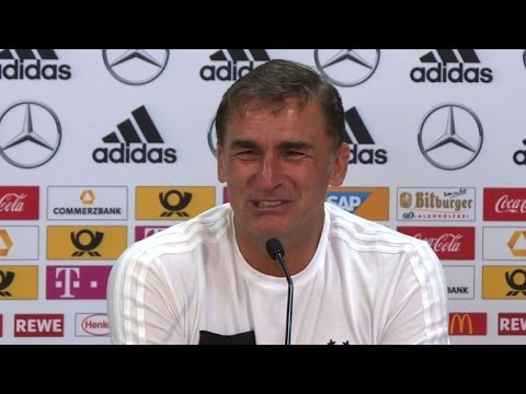 Friseur bei U21: "Hast du einen Schuss?"