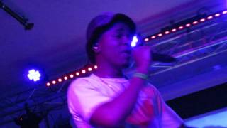 Allan Kingdom - &quot;Relax&quot; (Live in Cambridge)