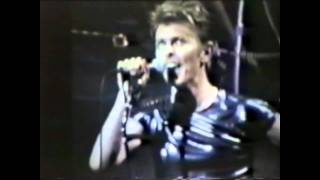 David Bowie - Teenage Wildlife - live Hartford 1995 (partial video)