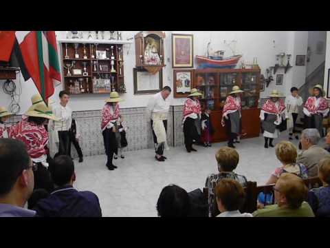 Despedida de la actuación Grupo Brotes de Extremadura en el Centro Extremeño de Santurce 08052016