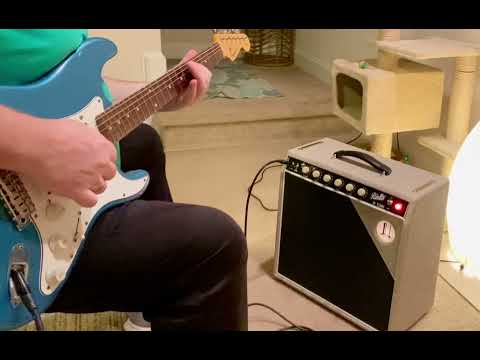 TopHat Rialto (non reverb) 1x12 demo