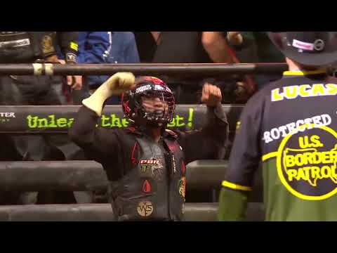 Andrew Alvidrez rides Cold Chill for 88.75 points (PBR)