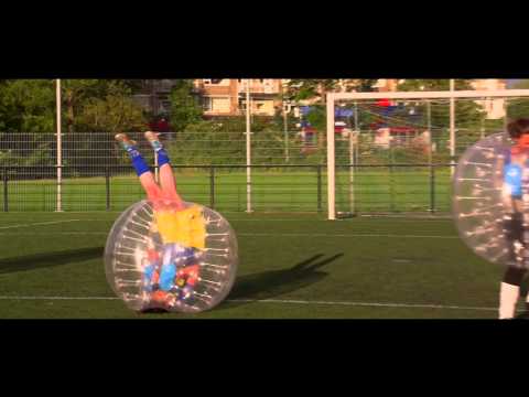 Bubblevoetbal Leeuwarder Zwaluwen