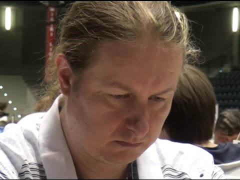 A 2.1. GM  Liviu-Dieter NISIPEANU   -  GM Alexander POTAPOV 1 - 0