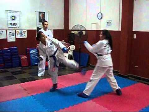 TKD ITF Juveniles clase del día - 02/03/2015