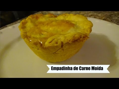 Brazilian Mini Beef Pies - Empadinha de Carne Moída
