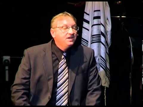 Cantor Shlomi Goldberg - Yiddishpiel Theatre - "Zeide