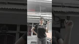 Download lagu Tiktok Gadis Cantik Gunung Gede#shorts mp3