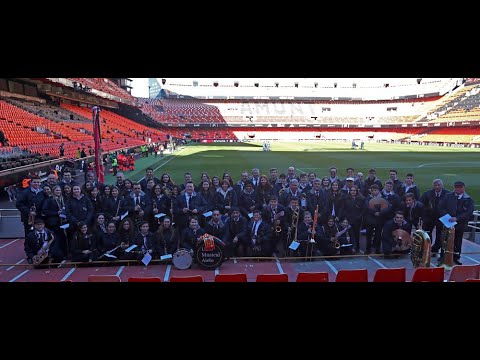 La Unió Musical d'Aielo interpreta ‘Pasión andaluza’ a Mestalla