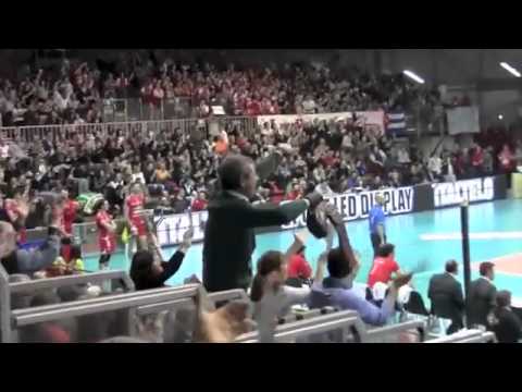 A1Mvolley - Piacenza: sponsor, tifoso e campanaro